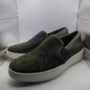 Clarks Womens Layton Petal Green Suede Active Sneakers Shoes - Size 9.5 Wide